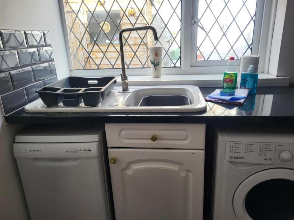 Apartment 2 Bedrooms Flat Centre *