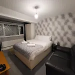 2 Bedrooms Flat Centre Swansea