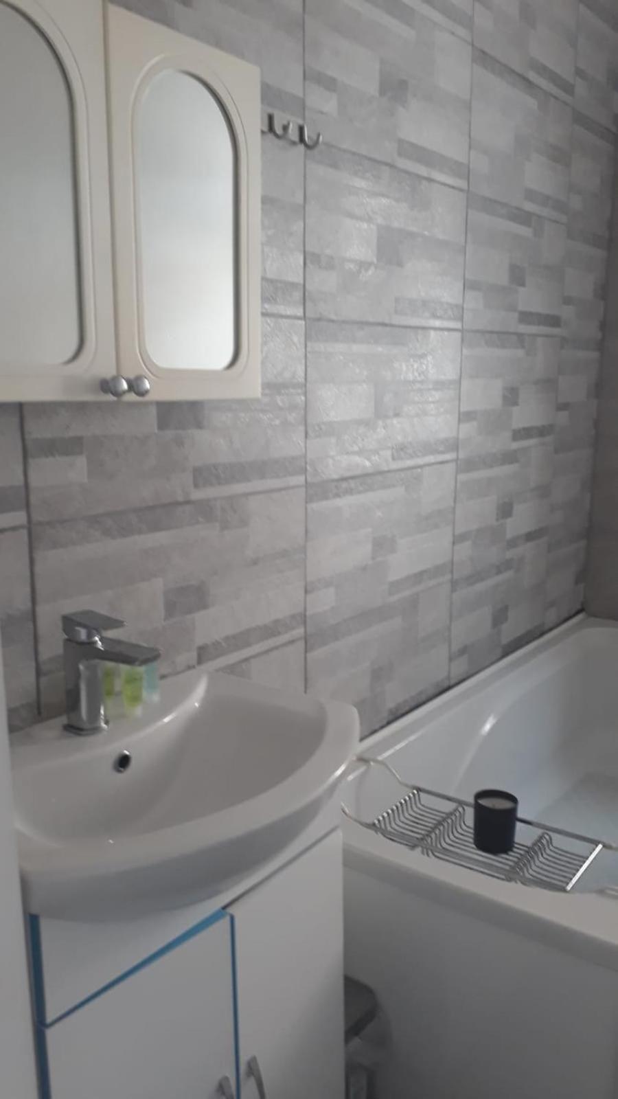 2 Bedrooms Flat Centre Swansea