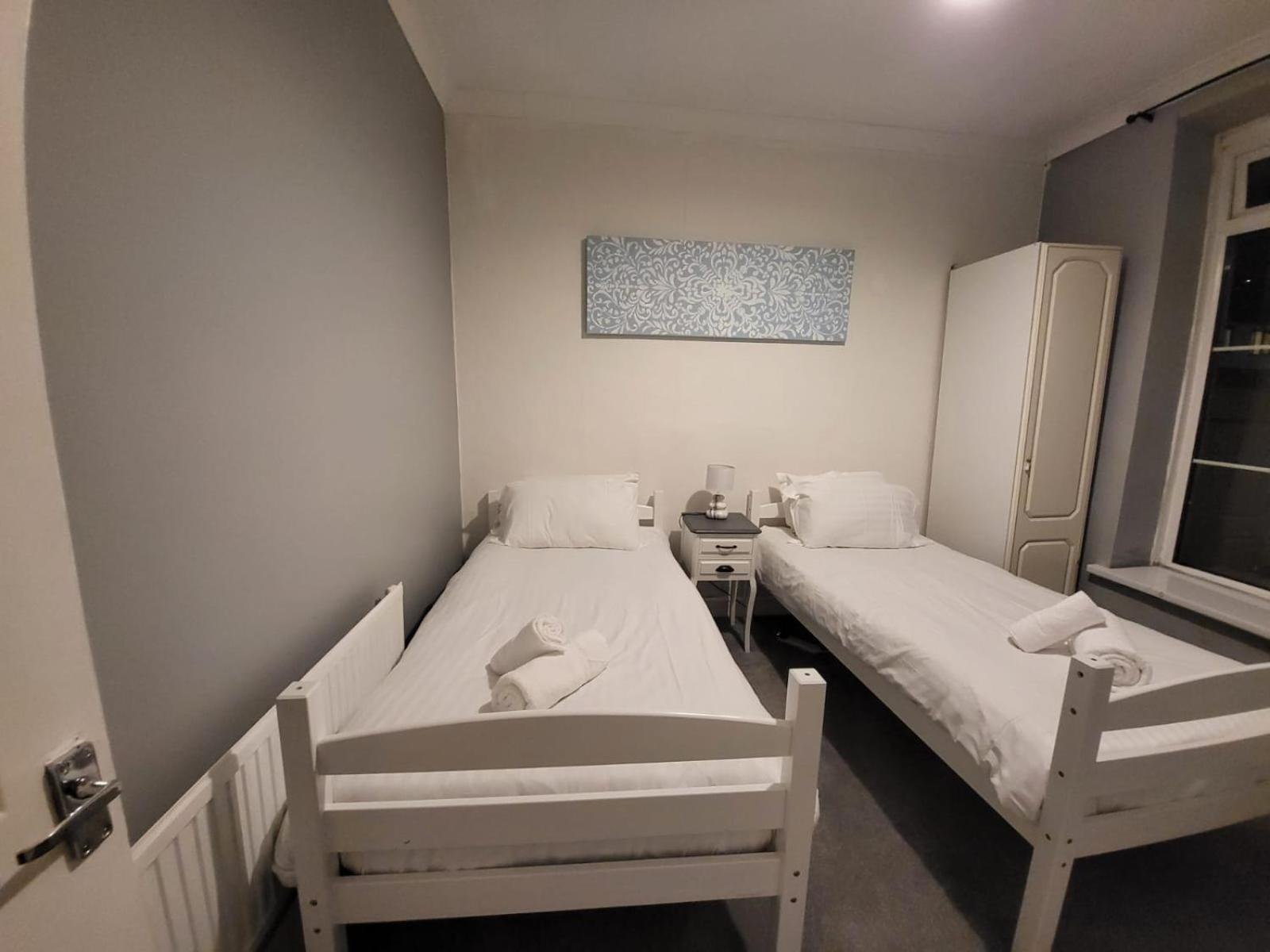 2 Bedrooms Flat Centre Swansea